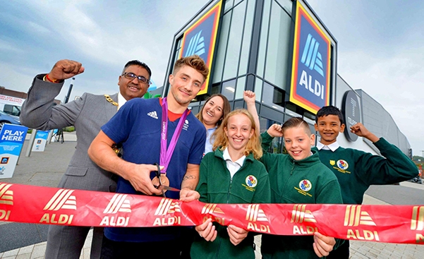 Aldi's New Store Ribbon